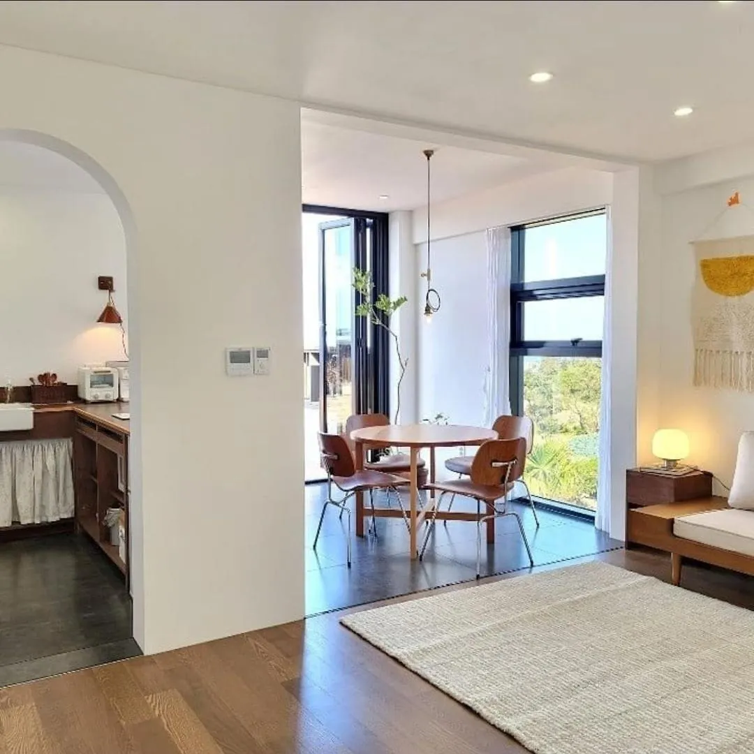 Dom wakacyjny Willa Deokin Mansion Czedżu Korea Południowa